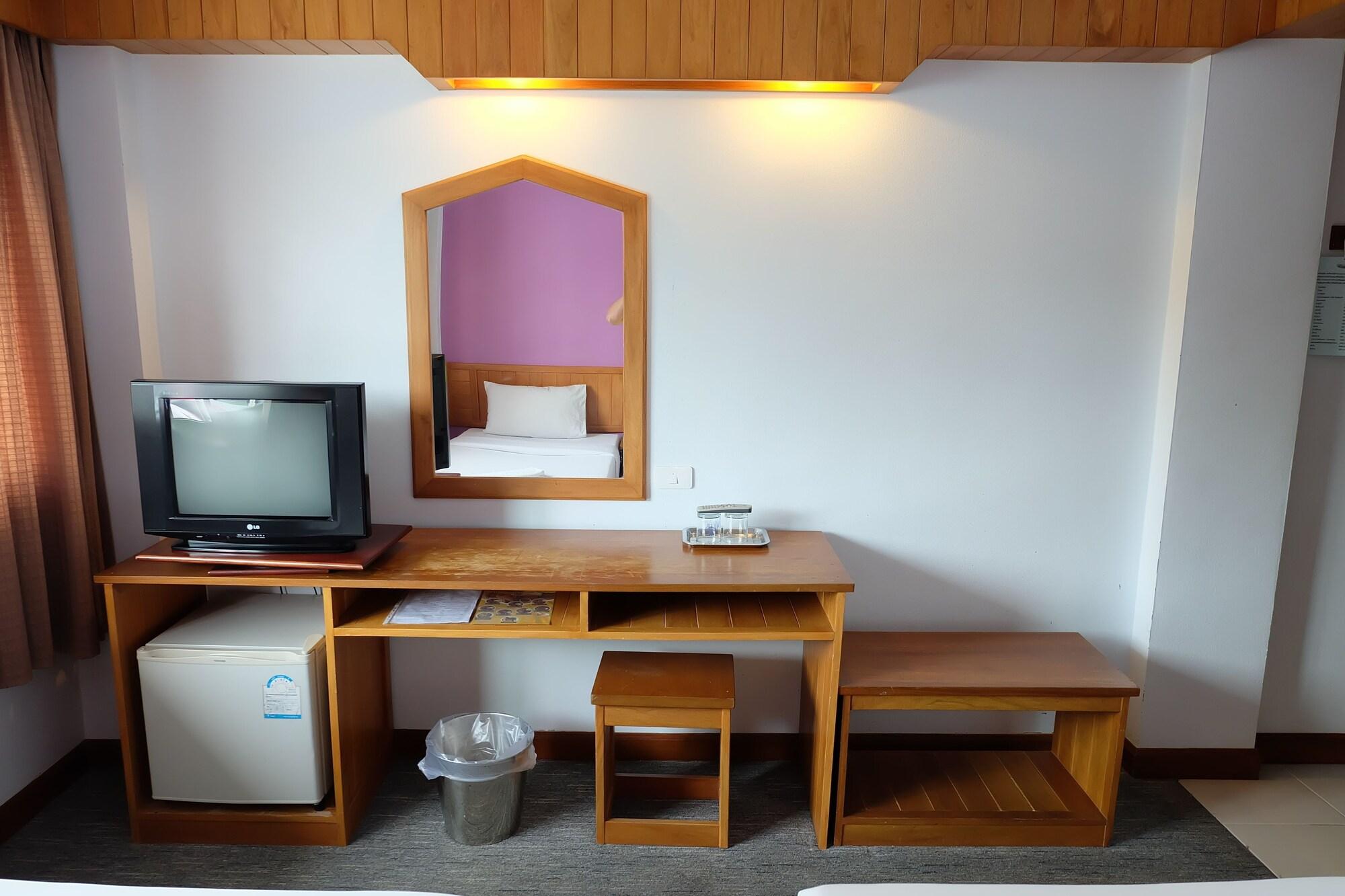 Riverside Hotel Krabi town Екстериор снимка