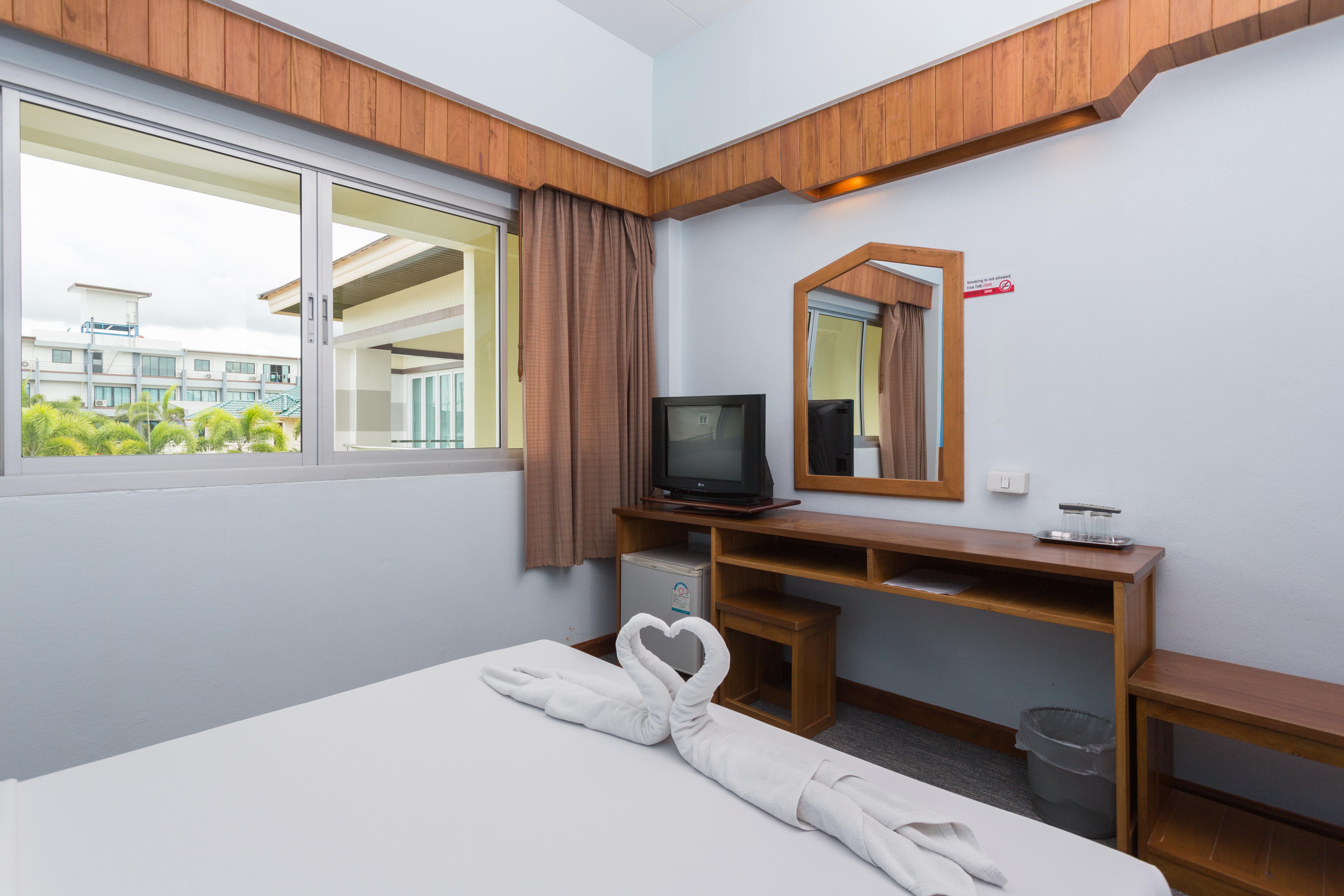 Riverside Hotel Krabi town Екстериор снимка