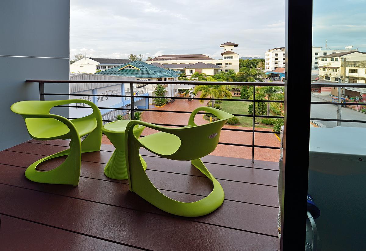 Riverside Hotel Krabi town Екстериор снимка