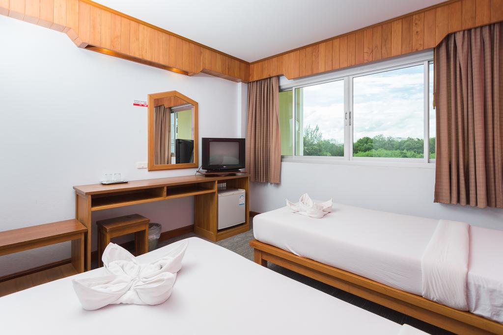 Riverside Hotel Krabi town Екстериор снимка